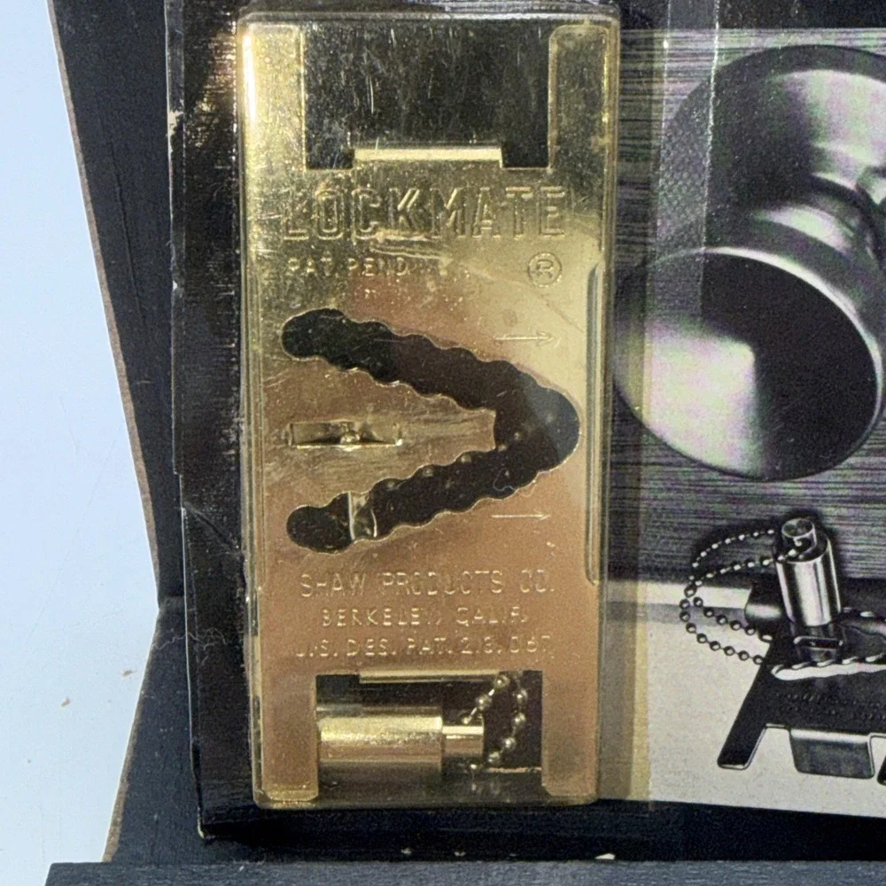 Lockmate Vintage Shaw Products Portable Security Door Lock New Old Stock 1970's